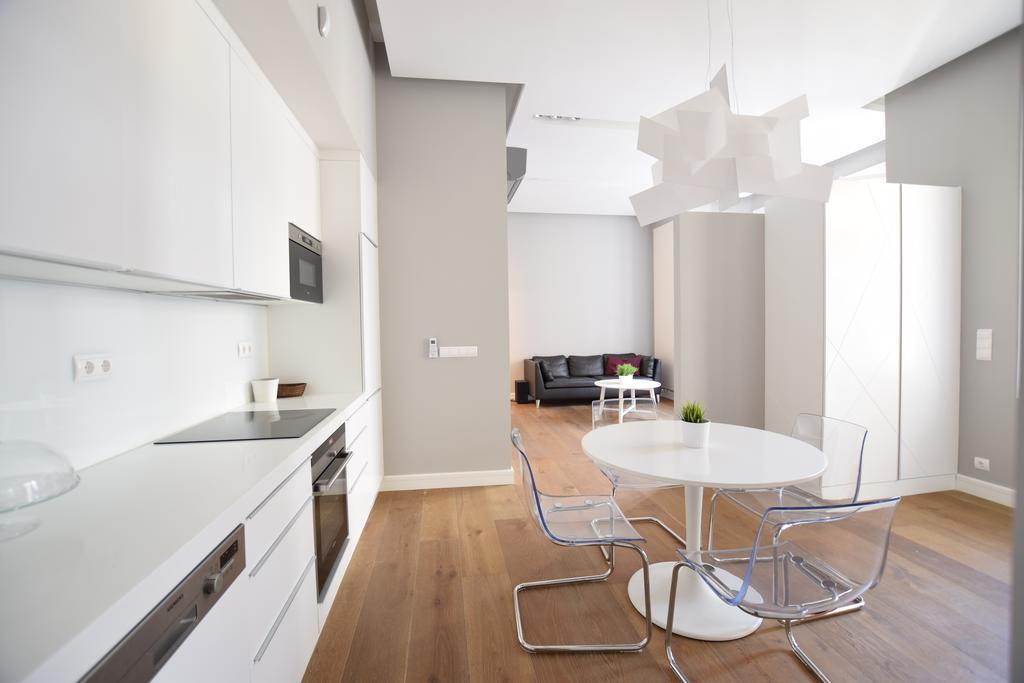 Luxury Apartment By Hi5 - Szervita Suite Budapešť Exteriér fotografie