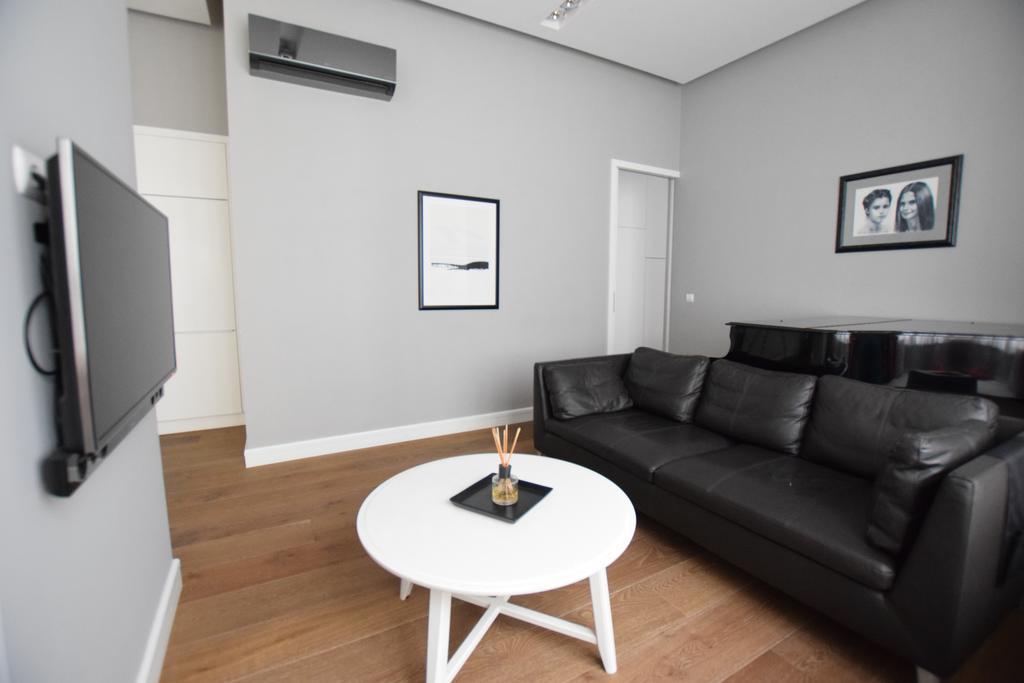 Luxury Apartment By Hi5 - Szervita Suite Budapešť Exteriér fotografie