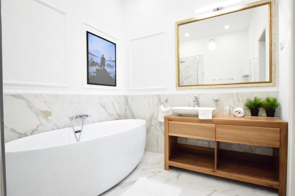 Luxury Apartment By Hi5 - Szervita Suite Budapešť Exteriér fotografie