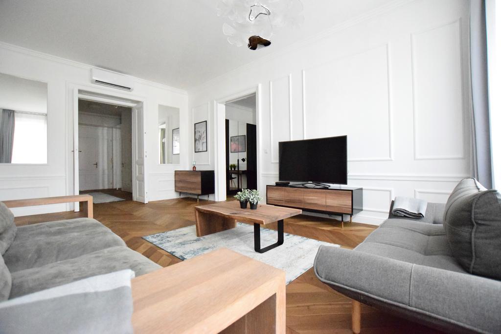 Luxury Apartment By Hi5 - Szervita Suite Budapešť Exteriér fotografie